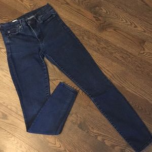 Gap True Skinny Jeans